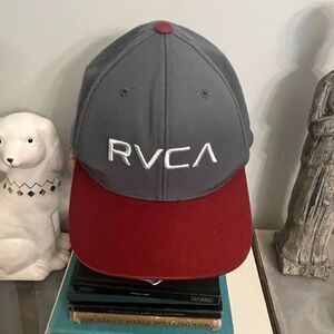RVCA Two Tone Snapback Baseball Cap Hat mid fit.